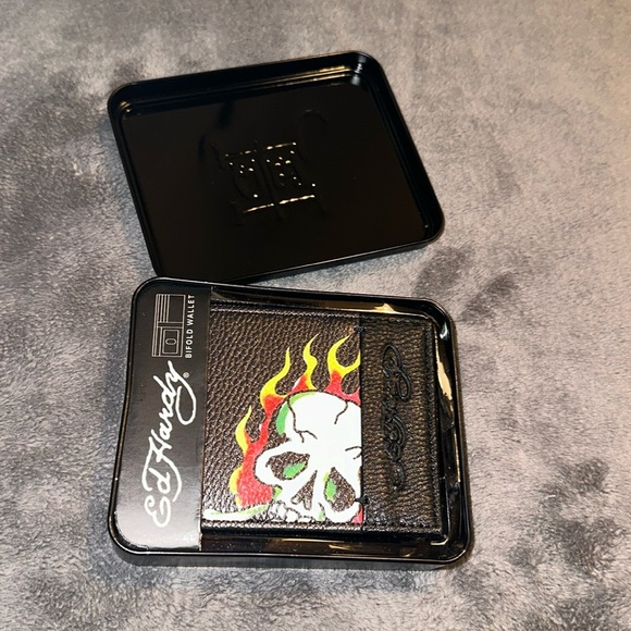 Ed Hardy Other - Ed hardy wallet NWOT